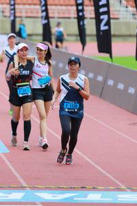 BIB: 1520
                            <button type="button" onclick="openModal(4616971)" class="btn btn-primary btn-sm float-right btn-popup" data-toggle="modal" data-target=".modal-high-quality">
                        <i class="fas fa-shopping-cart"></i> Add to Cart
                    </button>
                                            <button type="button" onclick="isThisMe(4616971, true)" class="btn btn-success btn-sm float-right btn-popup btn-isme hidden" data-toggle="tooltip" data-placement="bottom" title="นี่คือรูปของคุณใช่ไหม คลิกที่นี่เพื่อเอาเข้าอัลบั้ม">
                        <i class="fas fa-plus"></i> Add to album
                    </button>
                    <button type="button" onclick="isThisMe(4616971, false)" class="btn btn-warning btn-sm float-right btn-popup btn-isnotme hidden">
                        <i class="fas fa-ban"></i> Remove from album
                    </button>